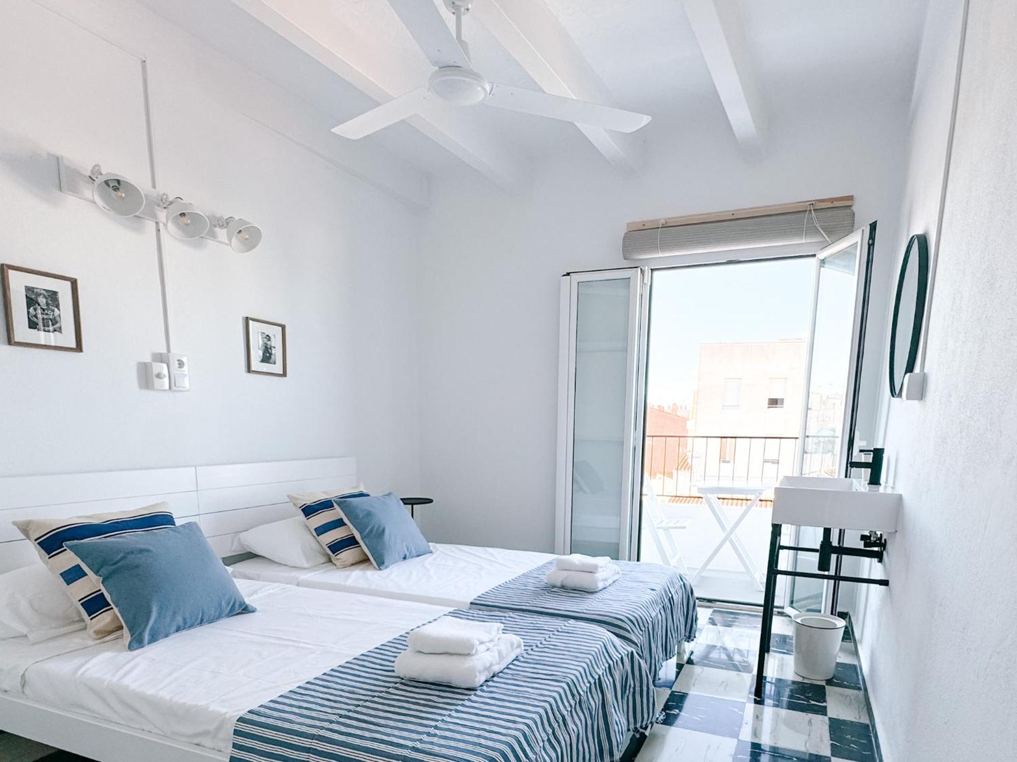 Hostal Sa Roqueta Mahon Экстерьер фото
